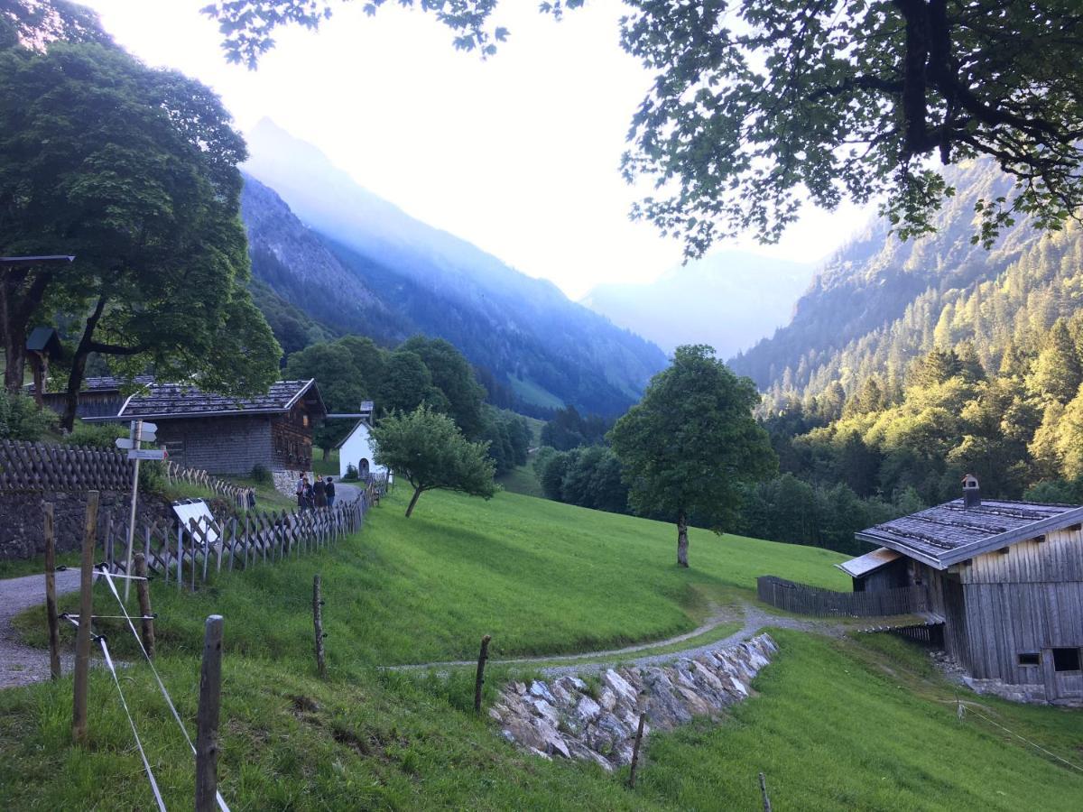 Ferienwohnungen Im Faerberhaus Фишен Экстерьер фото