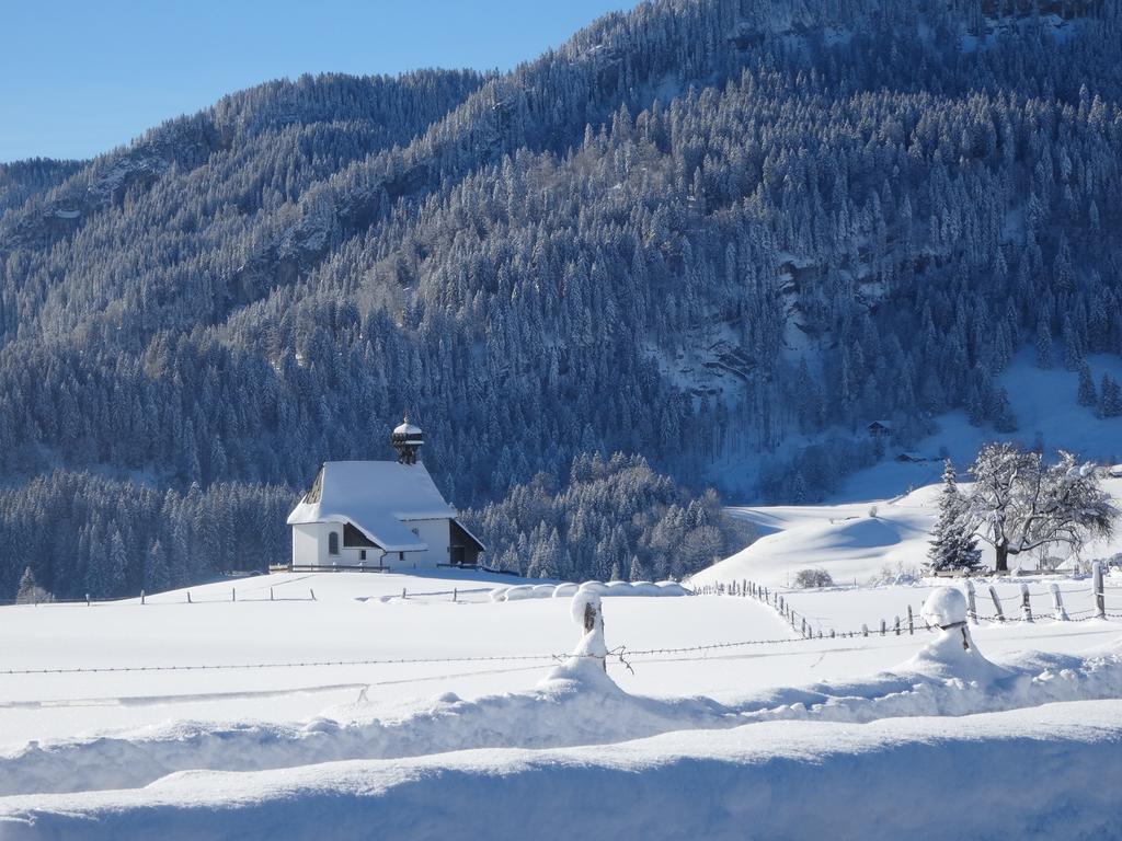 Ferienwohnungen Im Faerberhaus Фишен Экстерьер фото