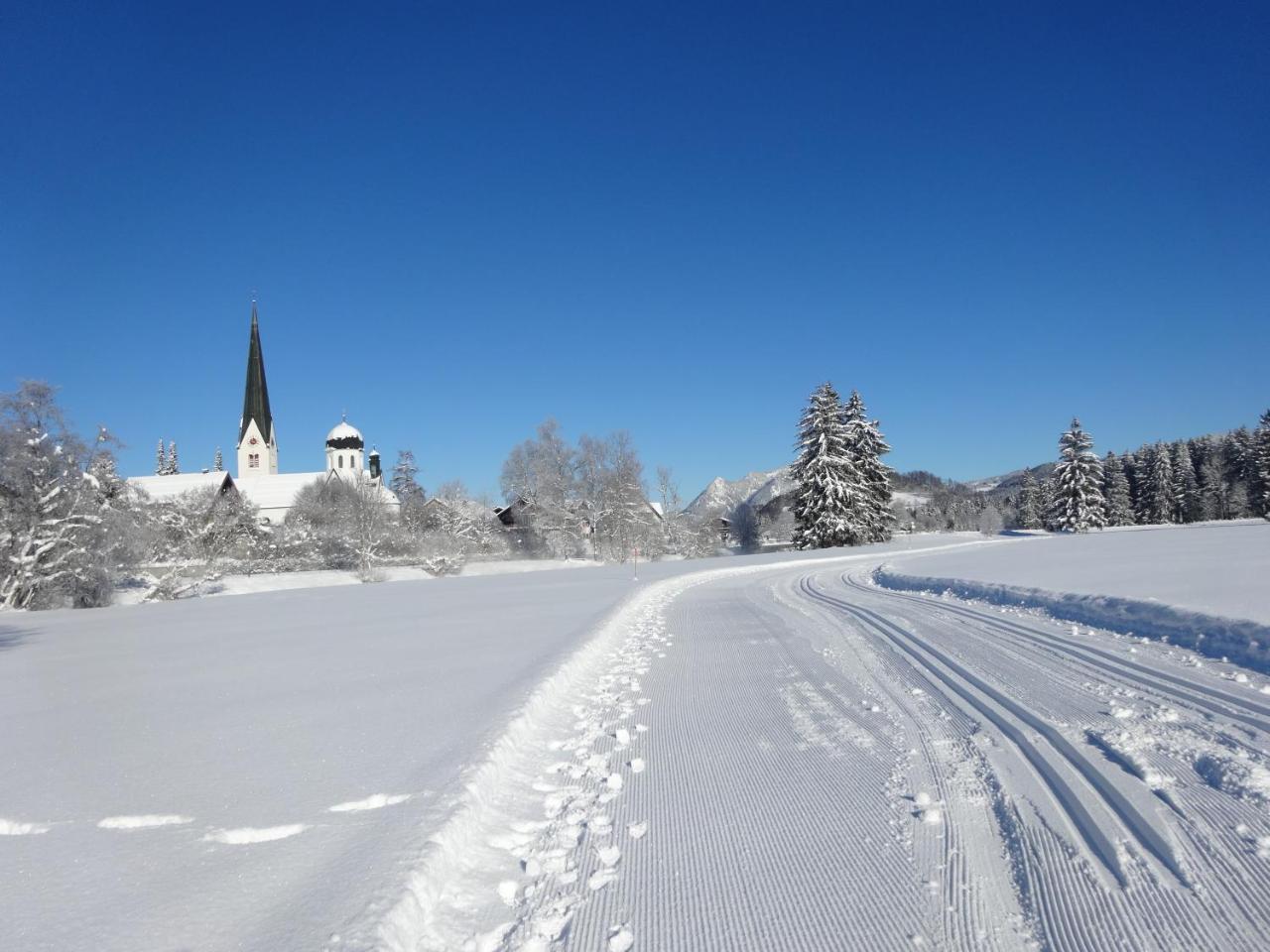Ferienwohnungen Im Faerberhaus Фишен Экстерьер фото